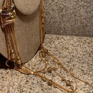 PIERRE CARDIN 🤩🧡”SIGNED NECKLACE~GOLD TONE”🧡🤩